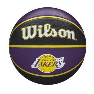 Lakers cover new arrivals