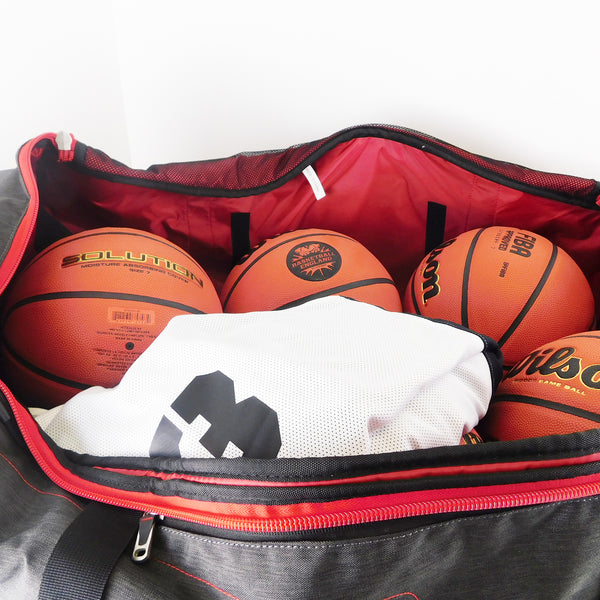 Wilson Traveller Wheeled Coach Duffel – Basketball England Shop